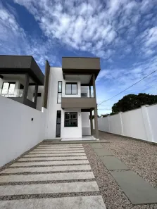 Casa com 3 Quartos para alugar, 100m² no Urucunema, Eusébio