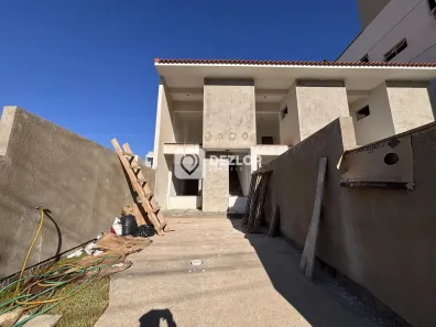 Sobrado com 2 Quartos à venda, 72m² no Areias, São José