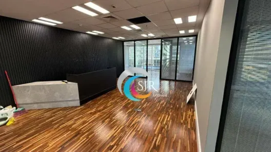 Sala Comercial para alugar, 200m² no Jardim das Acácias, São Paulo