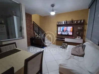 Casa de Condomínio com 2 Quartos à venda, 63m² no Brás de Pina, Rio de Janeiro
