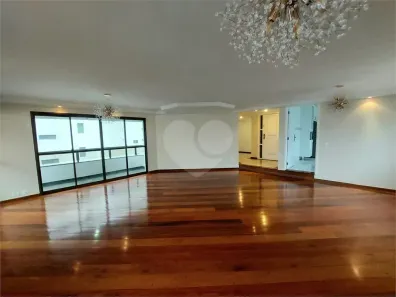 Apartamento com 3 Quartos à venda, 206m² no Sumaré, São Paulo