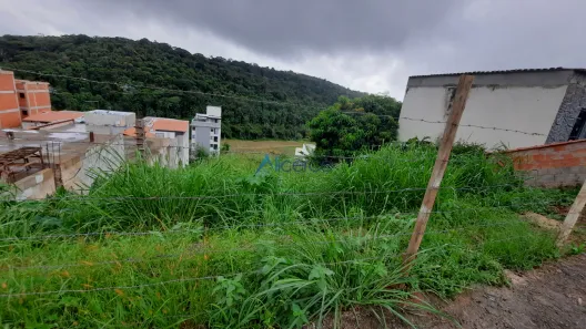 Lote/Terreno à venda, 390m² no Vivendas da Serra, Juiz de Fora