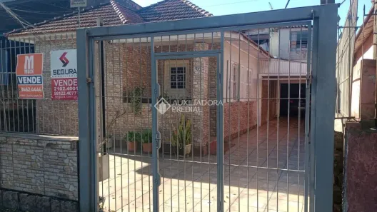 Casa com 2 Quartos à venda, 300m² no Centro, Canoas