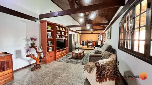Casa com 3 Quartos à venda, 352m² no Serra Grande, Niterói