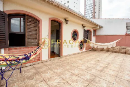 Casa com 4 Quartos à venda, 238m² no Sumaré, São Paulo