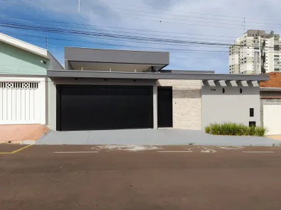 Casa com 3 Quartos à venda, 325m² no São José, Franca