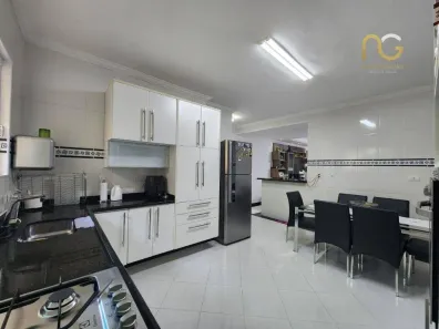 Sobrado com 3 Quartos à venda, 121m² no Maracanã, Praia Grande