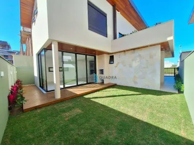 Casa com 3 Quartos à venda, 220m² no Campeche, Florianópolis