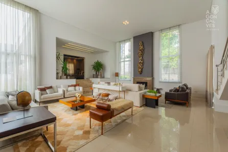Casa de Condomínio com 4 Quartos à venda, 429m² no Orleans, Curitiba