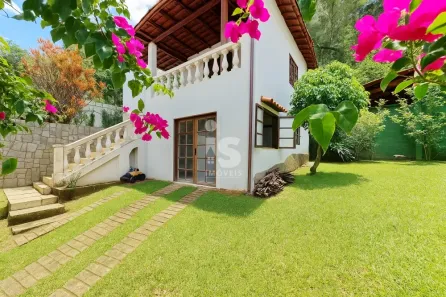 Casa de Condomínio com 4 Quartos à venda, 654m² no Nogueira, Petrópolis