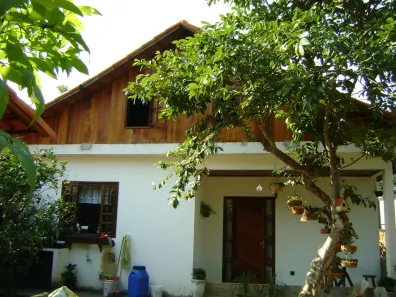 Casa com 2 Quartos à venda, 100m² no Jardim Primavera, Duque de Caxias