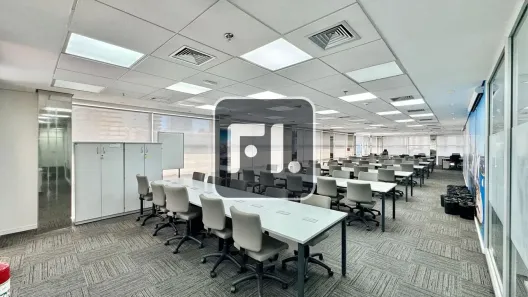 Sala Comercial à venda, 448m² no Vila Olímpia, São Paulo