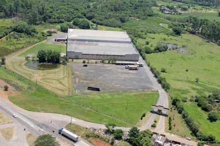 Galpão/Depósito/Armazém para alugar, 5000m² no Vila Márcia, Cachoeirinha