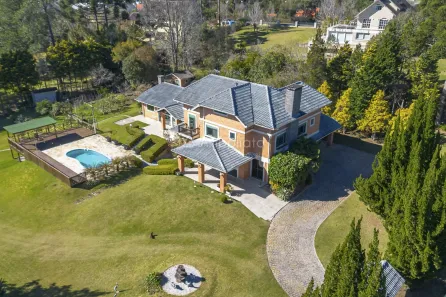 Casa com 3 Quartos à venda, 348m² no Sítio Cercado, Curitiba