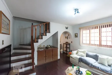 Casa com 3 Quartos à venda, 230m² no Vila Cordeiro, São Paulo