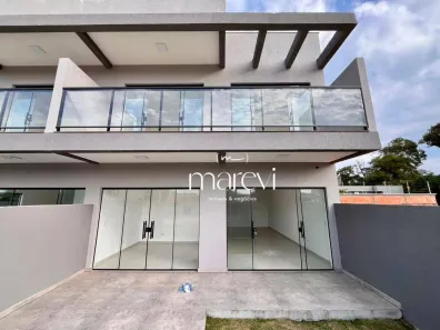 Sobrado com 3 Quartos à venda, 116m² no Guaratuba, Guaratuba