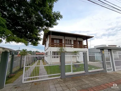 Casa com 3 Quartos à venda, 236m² no Próspera, Criciúma