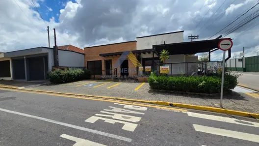 Imóvel Comercial para alugar, 321m² no Centro, Salto