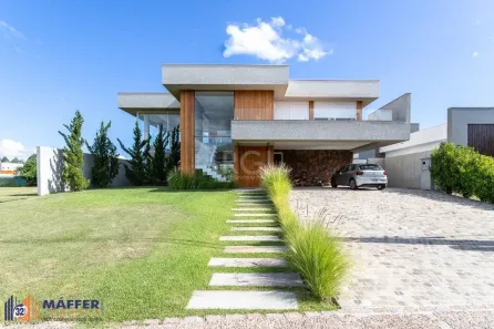 Casa de Condomínio com 3 Quartos à venda, 411m² no Chapéu do Sol, Porto Alegre