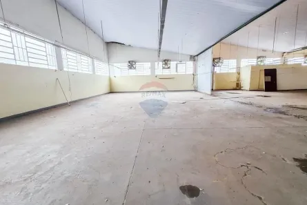 Galpão/Depósito/Armazém para alugar, 891m² no Fábrica, Juiz de Fora