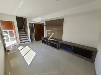 Casa de Condomínio com 3 Quartos para venda ou aluguel, 110m² no Tanque, Rio de Janeiro