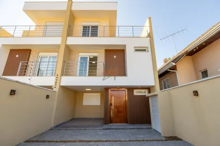 Sobrado com 3 Quartos à venda, 179m² no Santo Inácio, Curitiba
