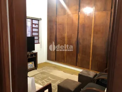 Casa com 3 Quartos à venda, 180m² no Martins, Uberlândia