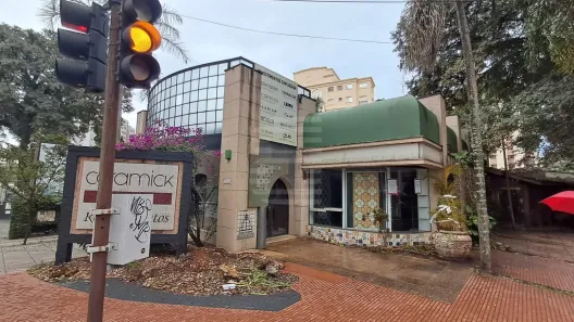 Imóvel Comercial à venda, 230m² no Cambuí, Campinas
