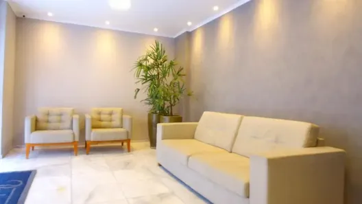 Apartamento com 3 Quartos para alugar, 153m² no Pajuçara, Maceió