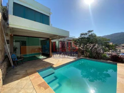 Casa com 5 Quartos à venda, 211m² no Piratininga, Niterói