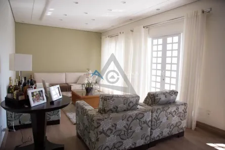Casa com 3 Quartos à venda, 190m² no Jardim Nova Europa, Campinas