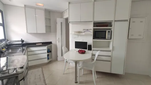 Apartamento com 3 Quartos para alugar, 130m² no Perdizes, São Paulo