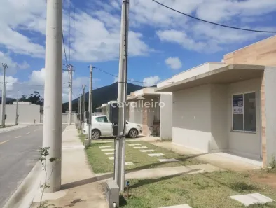 Casa de Condomínio com 2 Quartos para alugar, 51m² no Ubatiba, Maricá