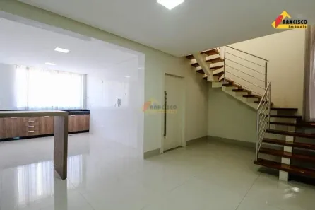 Cobertura com 4 Quartos para alugar, 250m² no Santa Clara, Divinópolis