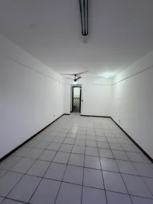 Sala Comercial para alugar, 38m² no Vila Isabel, Rio de Janeiro