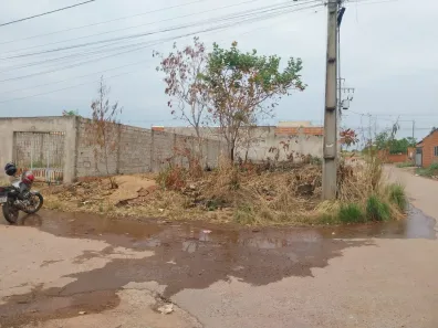 Lote/Terreno à venda, 180m² no Pedra 90, Cuiabá
