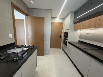 Apartamento com 3 Quartos para alugar, 139m² no Setor Marista, Goiânia