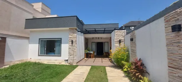 Casa com 3 Quartos para alugar, 243m² no Guaratiba, Rio de Janeiro