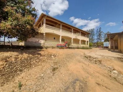 Fazenda/Sítio com 6 Quartos à venda, 45m² no , Oratórios