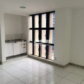 Sala Comercial para alugar, 42m² no Santa Efigênia, Belo Horizonte
