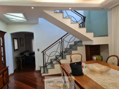 Sobrado com 4 Quartos à venda, 207m² no Vila Gomes Cardim, São Paulo