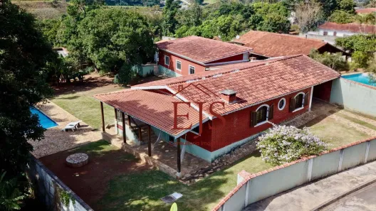 Fazenda/Sítio com 5 Quartos à venda, 380m² no Jardim Estância Brasil, Atibaia