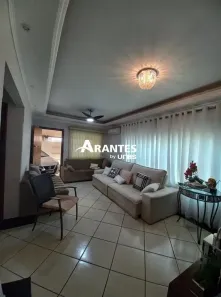 Casa com 4 Quartos à venda, 231m² no Segismundo Pereira, Uberlândia