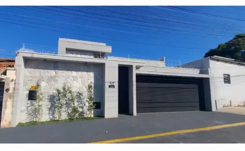 Casa com 3 Quartos à venda, 294m² no Jardim Presidente, Goiânia