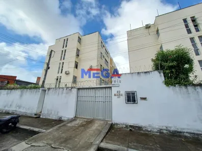 Apartamento com 2 Quartos para alugar, 87m² no Carlito Pamplona, Fortaleza