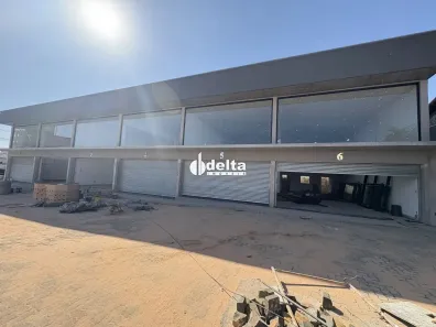 Ponto Comercial para alugar, 151m² no Santa Mônica, Uberlândia