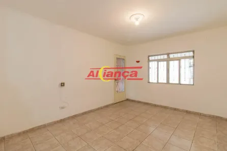 Casa com 3 Quartos para alugar, 153m² no Vila Galvão, Guarulhos