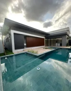 Casa de Condomínio com 4 Quartos à venda, 400m² no Morada dos Nobres, Cuiabá