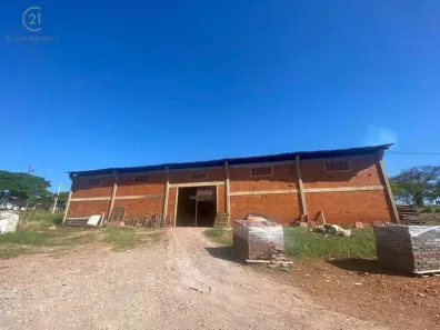 Galpão/Depósito/Armazém para venda ou aluguel, 2000m² no Cilo 3, Londrina