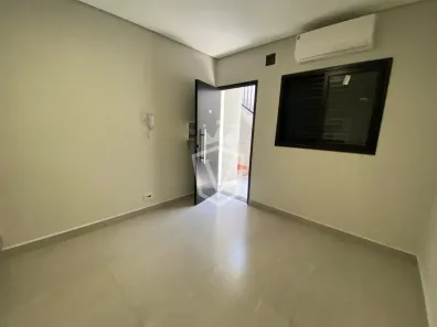 Casa com 1 Quarto para alugar, 18m² no Vila Vianelo, Jundiaí